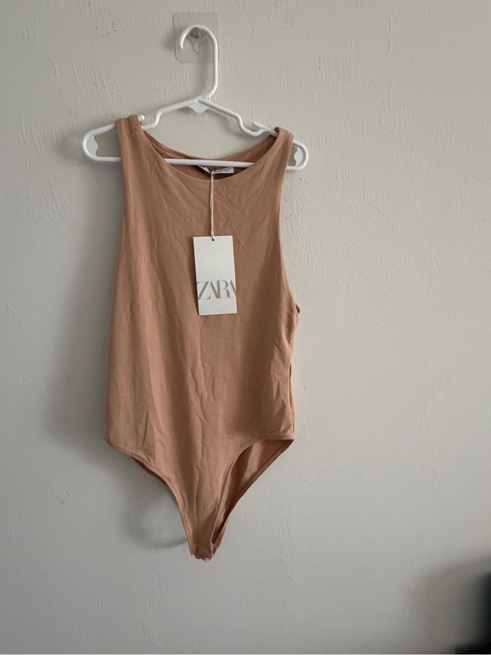 ZARA Nude Sleeveless Scoop-Back Bodysuit
